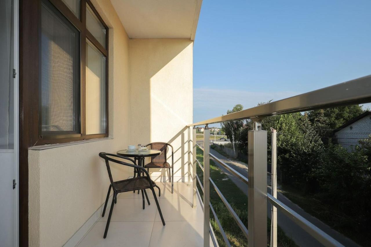 Borys Hotel Boryspil Airport Ngoại thất bức ảnh