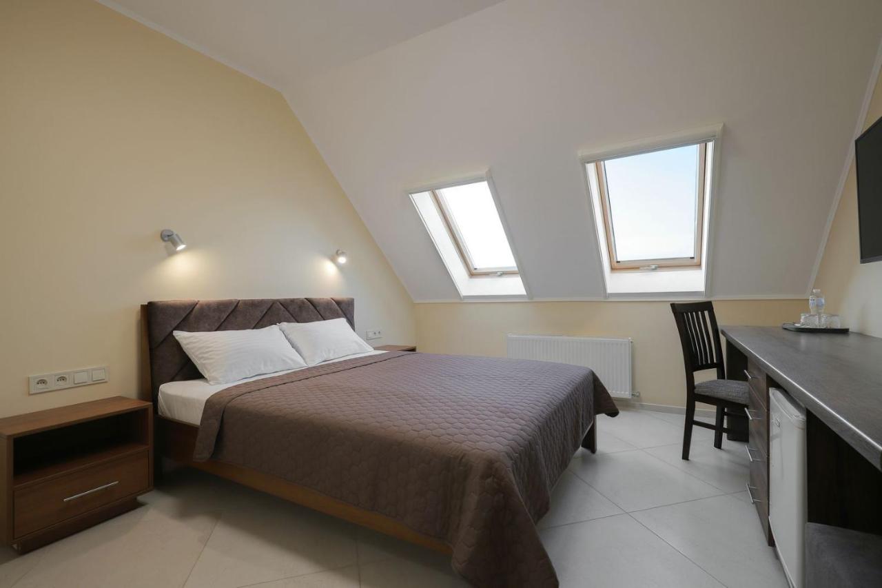 Borys Hotel Boryspil Airport Ngoại thất bức ảnh