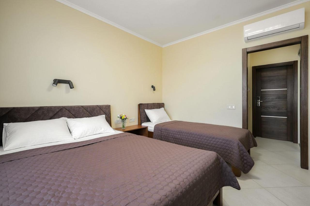 Borys Hotel Boryspil Airport Ngoại thất bức ảnh
