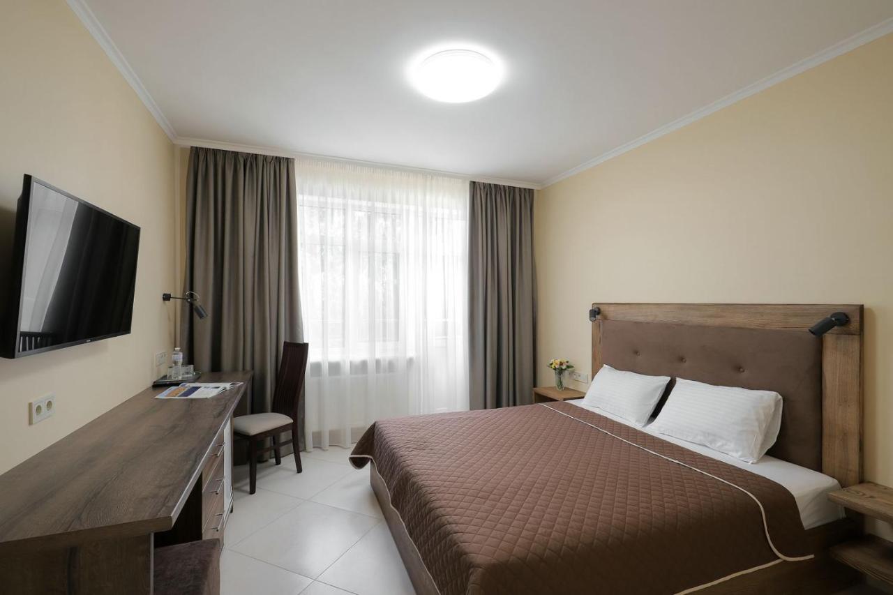Borys Hotel Boryspil Airport Ngoại thất bức ảnh