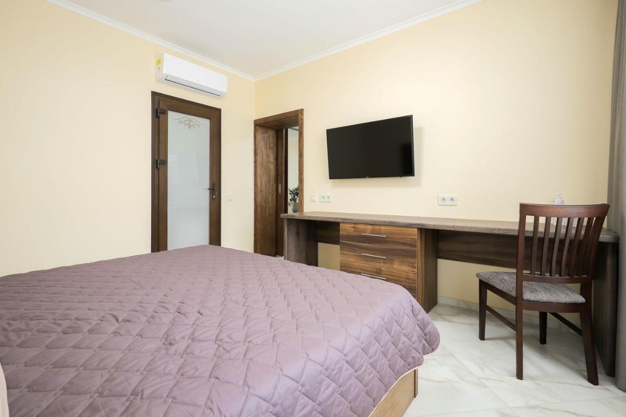 Borys Hotel Boryspil Airport Ngoại thất bức ảnh