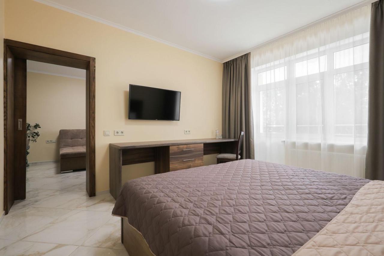 Borys Hotel Boryspil Airport Ngoại thất bức ảnh