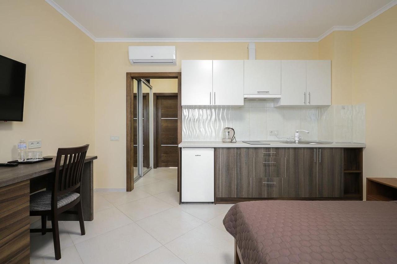 Borys Hotel Boryspil Airport Ngoại thất bức ảnh