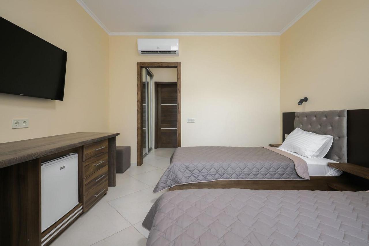 Borys Hotel Boryspil Airport Ngoại thất bức ảnh