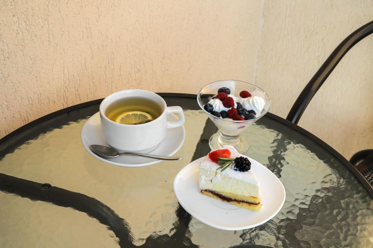 Borys Hotel Boryspil Airport Ngoại thất bức ảnh